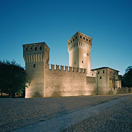 Izz1 Apartments - Motor&Food Valley - Posto Auto Privato Formigine Exteriör bild